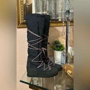 Napapijri Tall Navy Lace-Up Boots Size 38